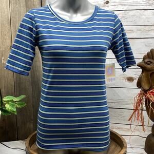 LuLaRoe Gigi S Fitted Shirt Top Short Sleeve Small NWT NEW Blue Striped
